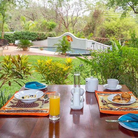 The Courtney Lodge Victoria Falls Exterior foto