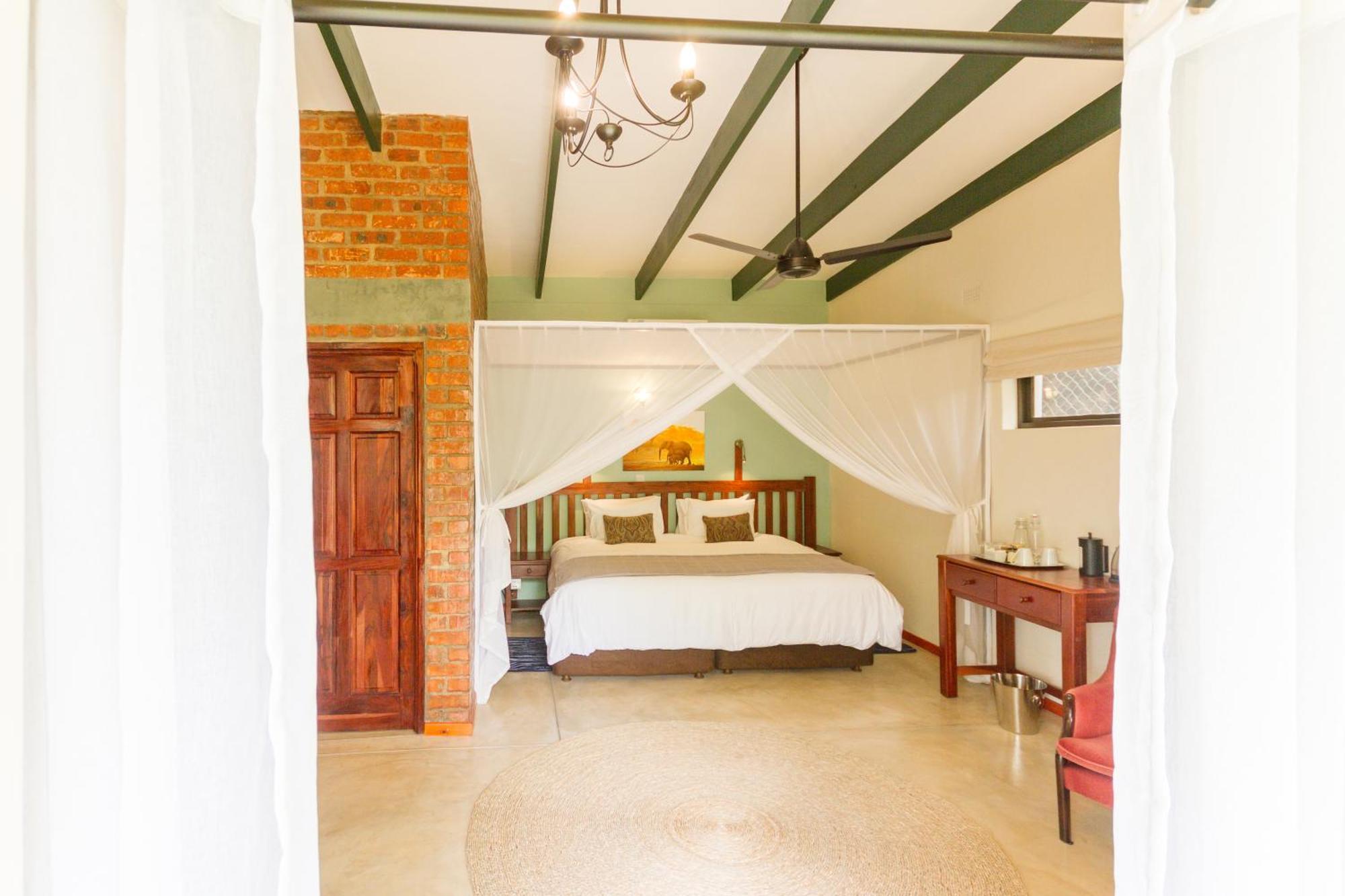 The Courtney Lodge Victoria Falls Exterior foto
